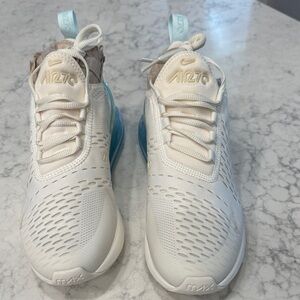 Nike AirMax 270 NEW